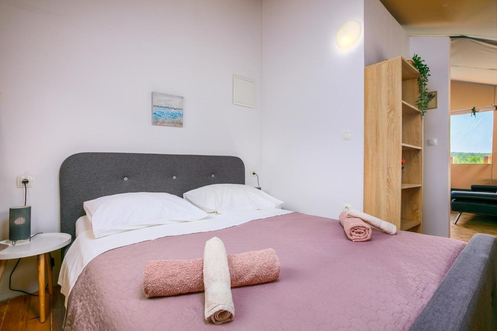 Prima Insula Glamping Ξενοδοχείο Brusici Εξωτερικό φωτογραφία